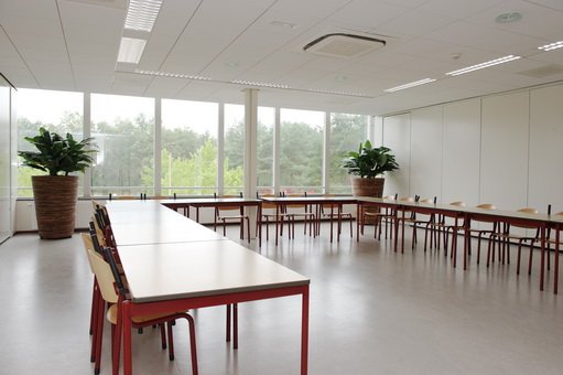 spatphillim in vergaderkamer